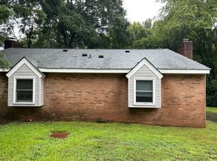 8613 Crows Nest Ln, Charlotte, NC 28226