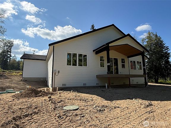 2nd image of 15114 295th Street E