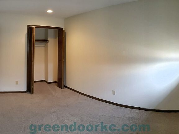 4th image of 16630 W 141st St #16630