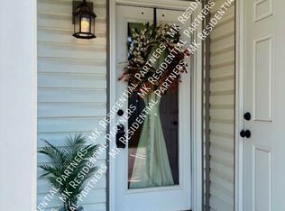 112 S 9th St #B, Easley, SC 29640