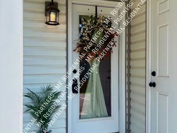 112 S 9th St #B, Easley, SC 29640