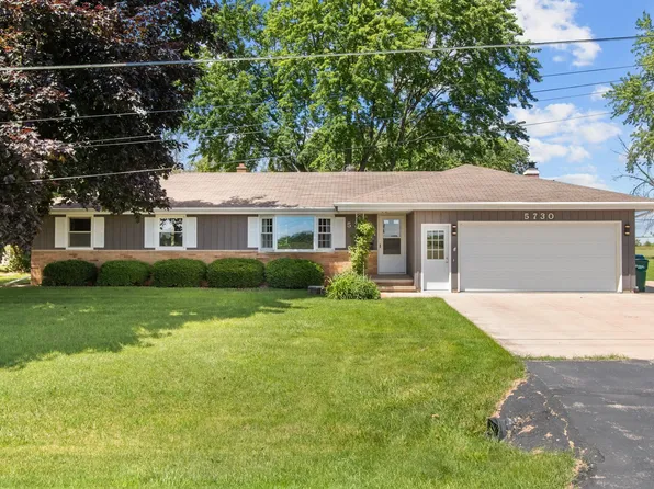 5730 W Sandra Dr, Appleton, WI 54913