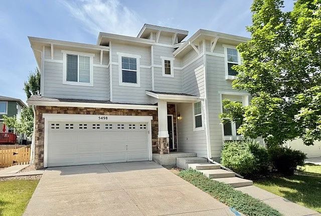 4 bed, 2694 sqft, $3,100 — Photo 1