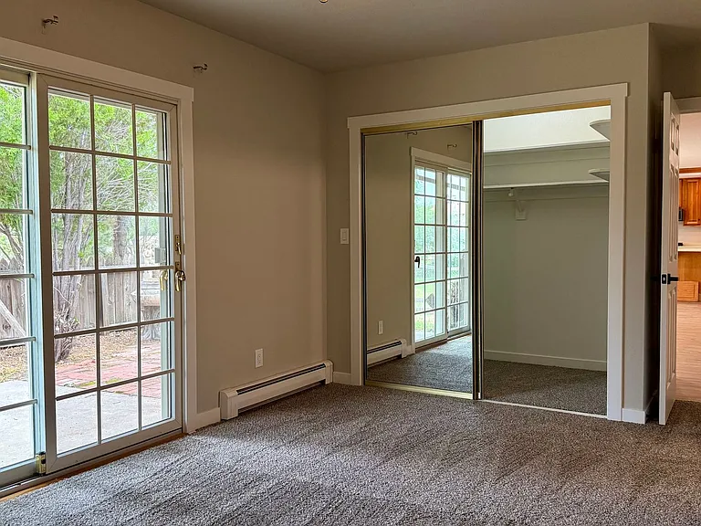 5330 Miranda Rd — Photo 29