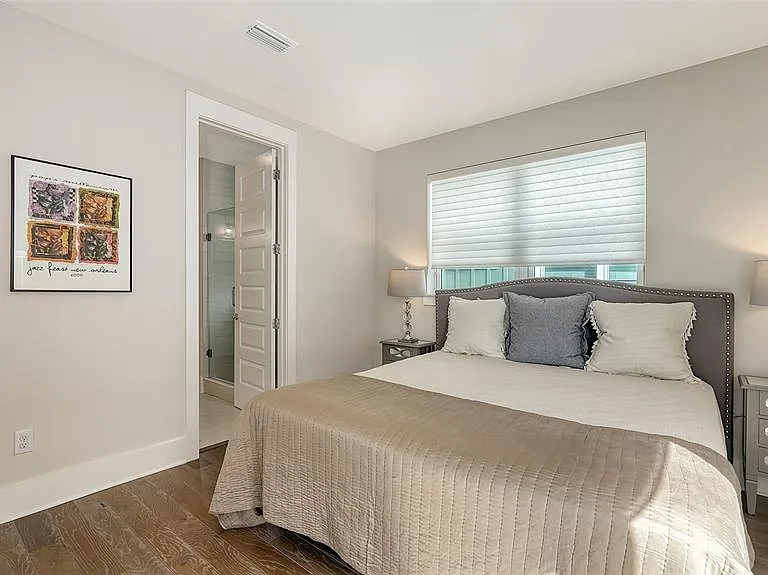 512 Laurel Park Dr — Photo 22