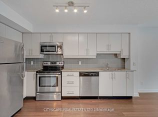 33 Bay St #1006, Toronto, ON M5J 2Z3