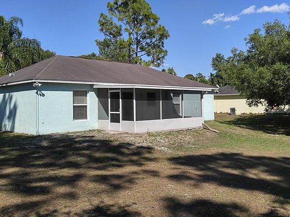 2nd image of 2960 Surf Dr