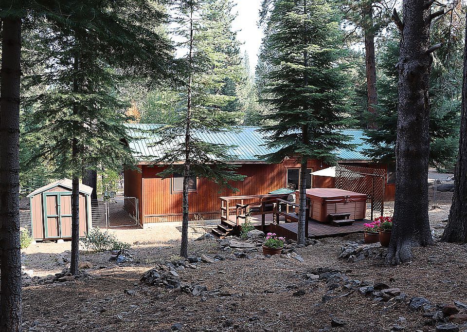 2nd image of 10584 Pine Cone Dr
