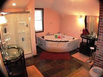 3rd image of 1001 Sheridan St