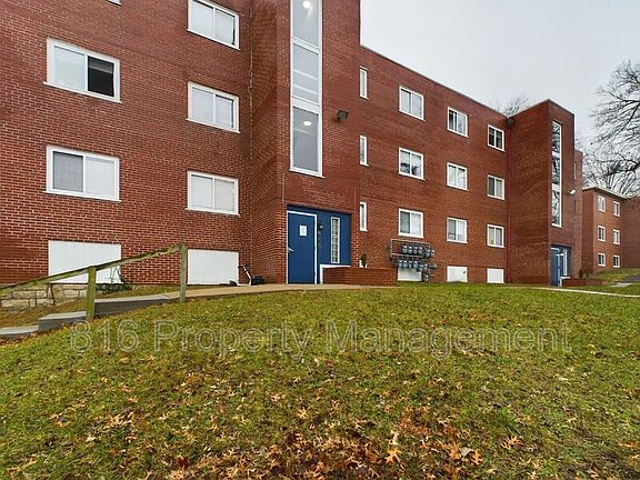 2nd image of 1617 Washington Blvd Unit 15