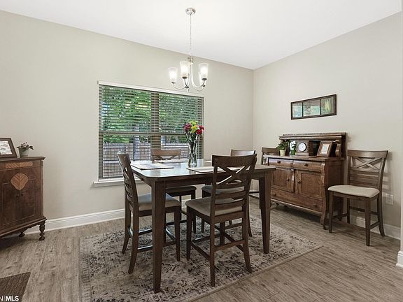 3rd image of 1480 Surrey Loop