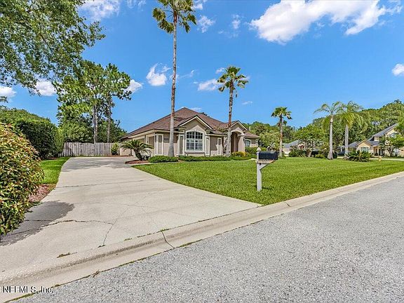 3rd image of 300 TALWOOD Trace