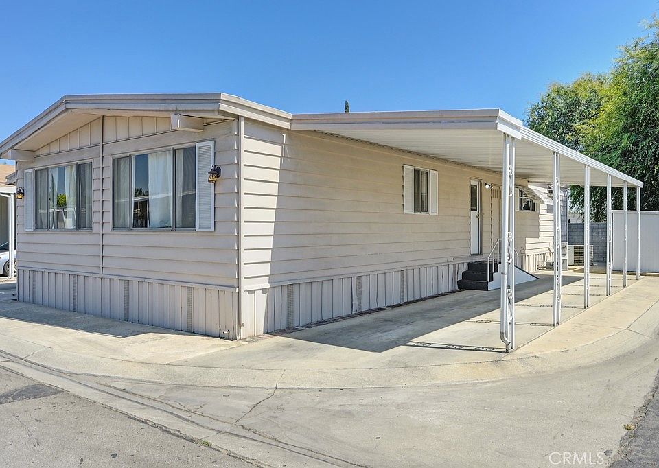 1st image of 12400 Cypress Ave Space 161