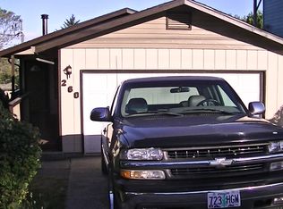 262 N Cammann St, Coos Bay, OR