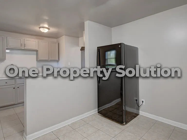 1151 Decatur St — Photo 5
