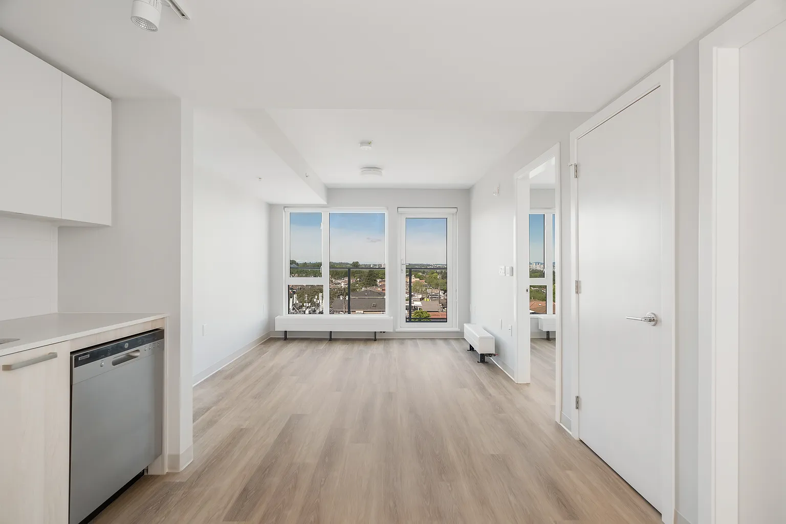 3838 Rupert St #1-Bedroom photo 1