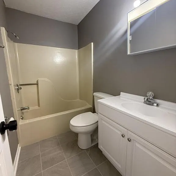 1240 Clear Ridge Ln — Photo 8