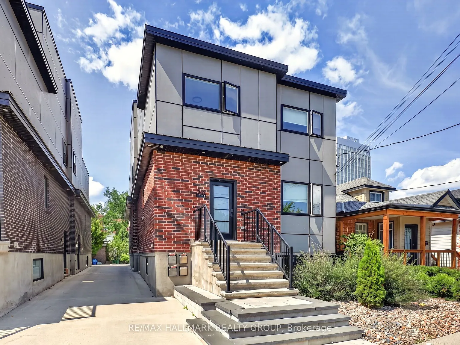 3 bed, $3,400 — Photo 1