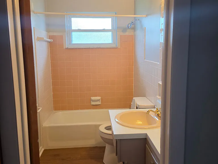 5915 Boettcher Ct — Photo 6