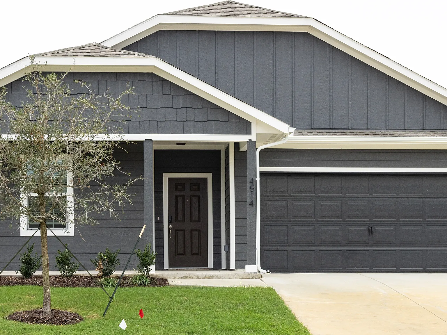 4514 Foxton Ln — Photo 1
