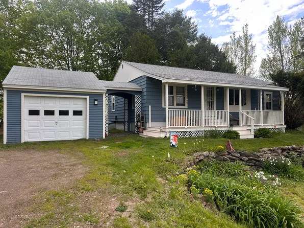 234 Lakeview Drive, China, ME 04358