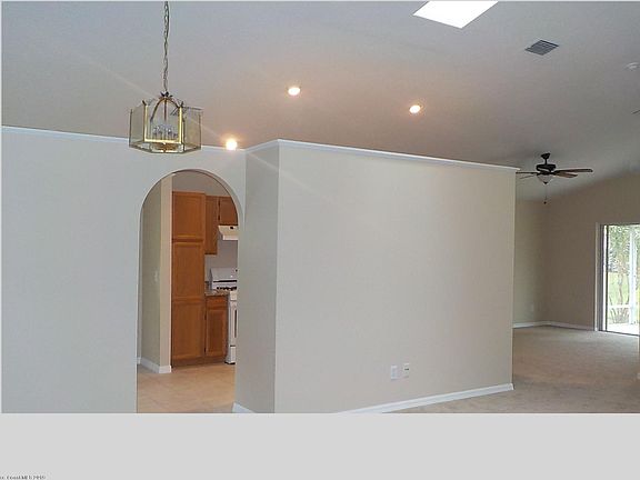 3rd image of 2980 Pebble Creek St