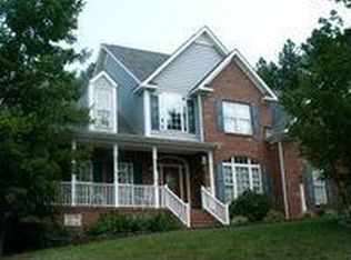 2712 Cobblestone Dr, Sanford, NC 27330