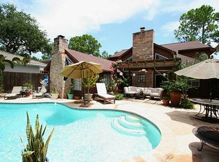 2110 Winged Foot Dr, Missouri City, TX 77459