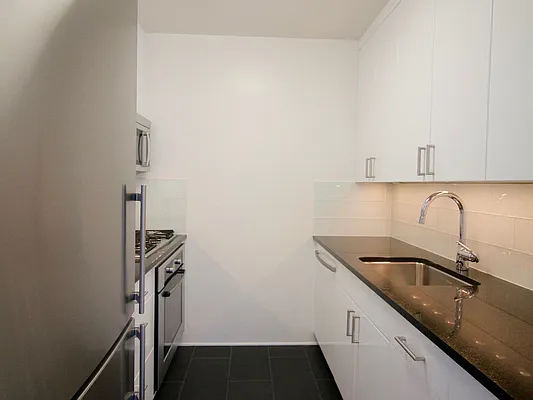 Rented by New York Residence | media 9