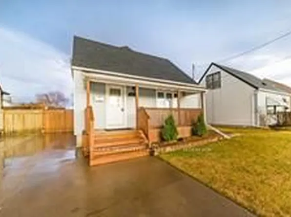 5254 Stanley Ave, Niagara Falls, ON L2E 5A5