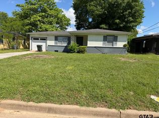 2318 Plume Dr, Tyler, TX 75703