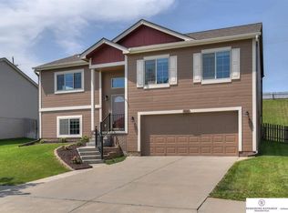 5826 S 191st Ter, Omaha, NE 68135