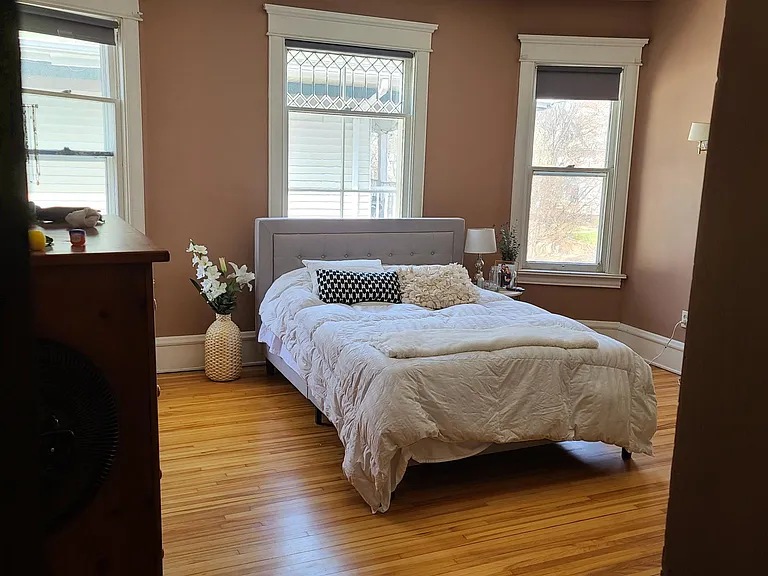 2120 Emerson Ave S #2 — Photo 6