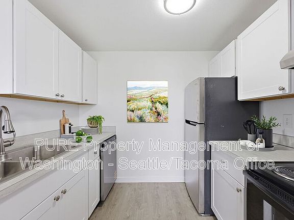 3rd image of 6601 S 8th St Unit B-07