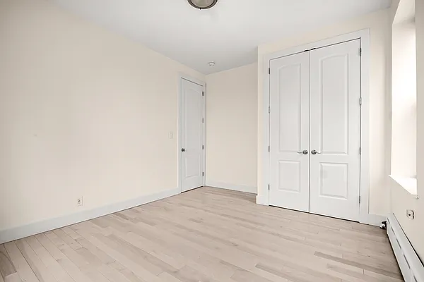 Rented by Compass | media 32