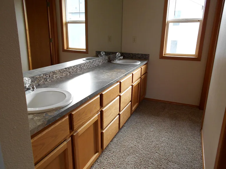 21614 Jay St — Photo 15