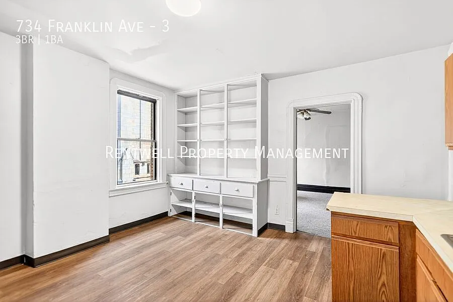 3 Bedroom Apartment in wilkinsburg — Photo 4