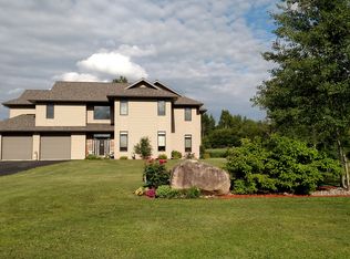 4036 Getchell Rd, Hermantown, MN 55811