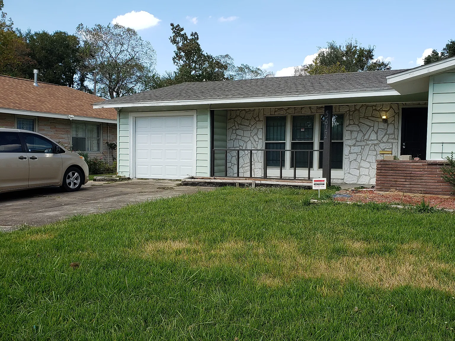 4 bed, 2468 sqft, $1,995 — Photo 1
