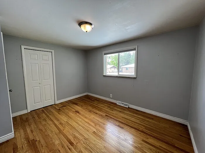 7650 Julian St — Photo 5