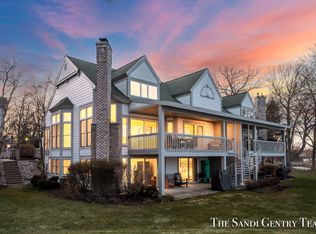 16984 Landing Dr, Spring Lake, MI 49456