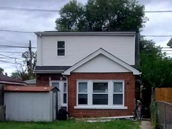 316 E 107th St, Chicago, IL 60628