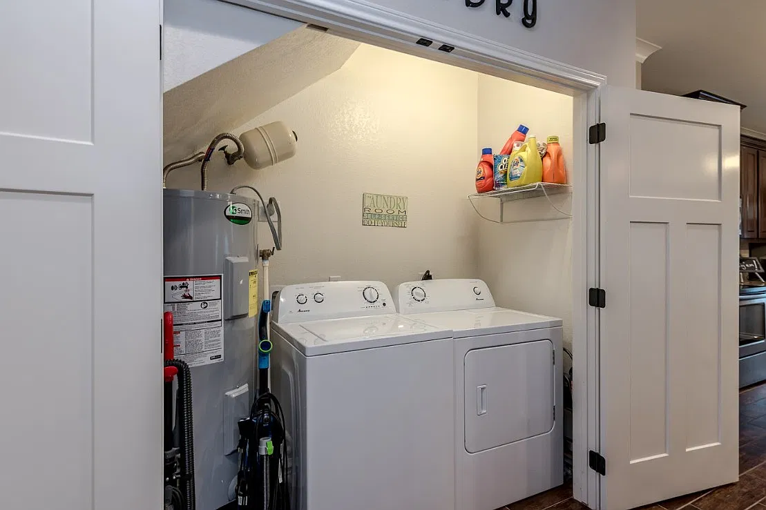 1117 Oney Hervey - 1 — Photo 3
