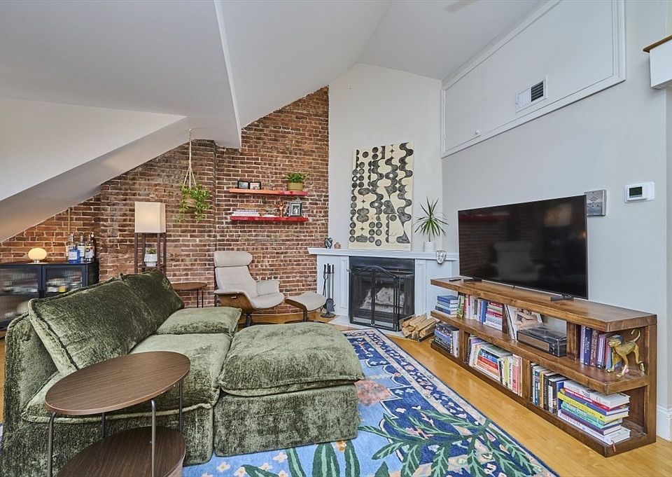 1st image of 683 Massachusetts Ave APT 5