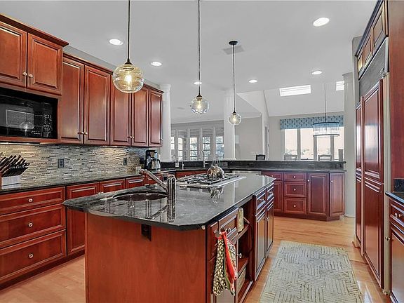 5th image of 12336 Thunder Bay Ct