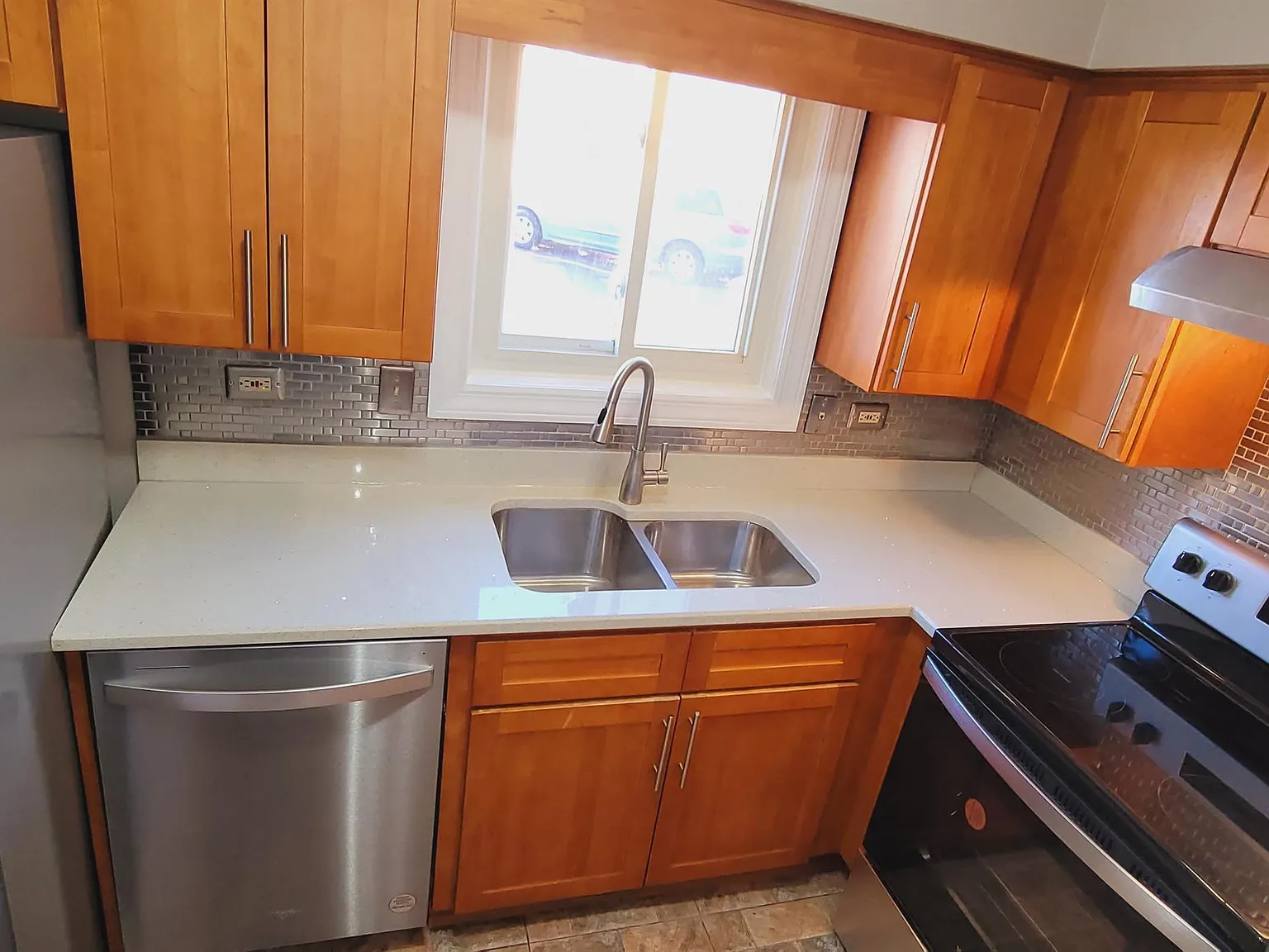 4615 West 95th Street — Photo 3