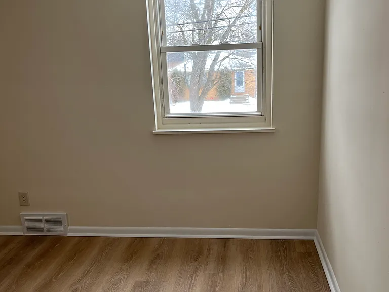 15 Lydia Ln #4 — Photo 6