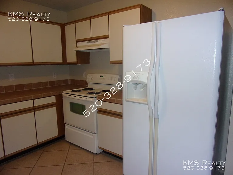 1900 W Nava Dr — Photo 10