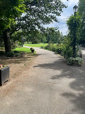 Sold by Pecoraro Realty of NYC LLC | media 30