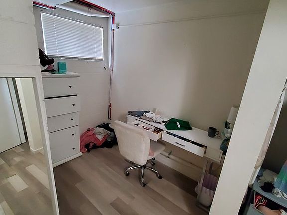 5th image of 533-537 Alpine Ave
